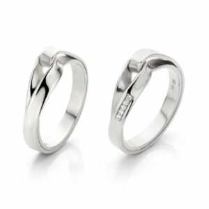 Endless love in zilver met of zonder diamantdiamant, Nicoline van Boven