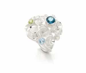 Roosjesring Bouquet groot met London blue topaas, peridoot en topaas