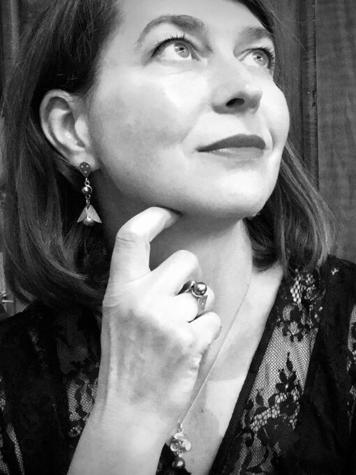 Campagne & stars 18 k gouden oorbellen en ring met tahiti parel en diamant, Nicoline van Boven