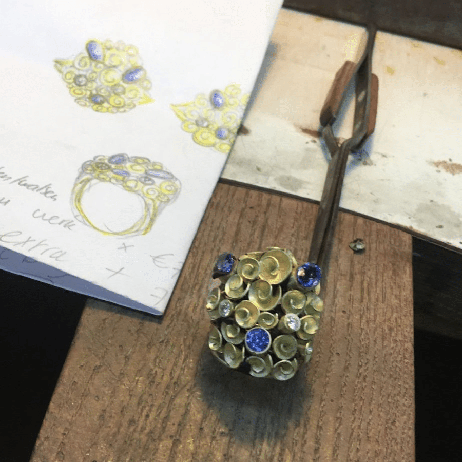 Oud goud omsmelten tot nieuw sieraad, wat kost dat?